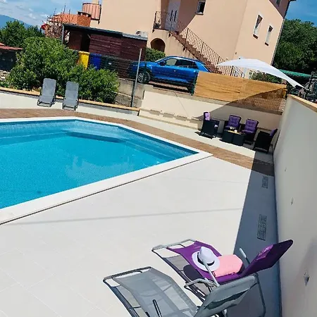 Studio Smokva With Pool * Malinska