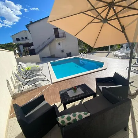 Studio Smokva With Pool Apartment *