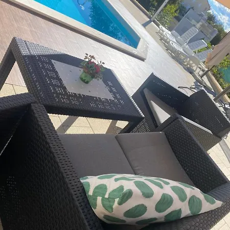 Studio Smokva With Pool Apartment *