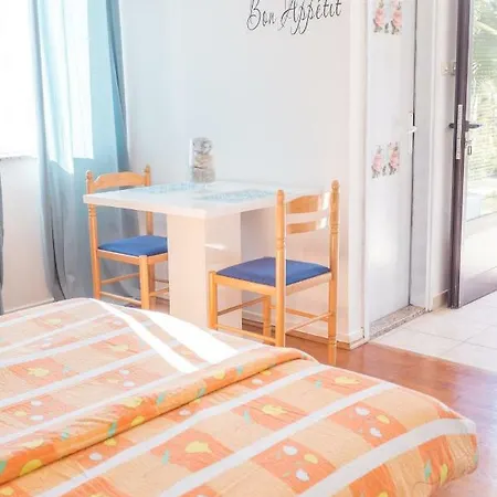 Studio Smokva With Pool Appartement *